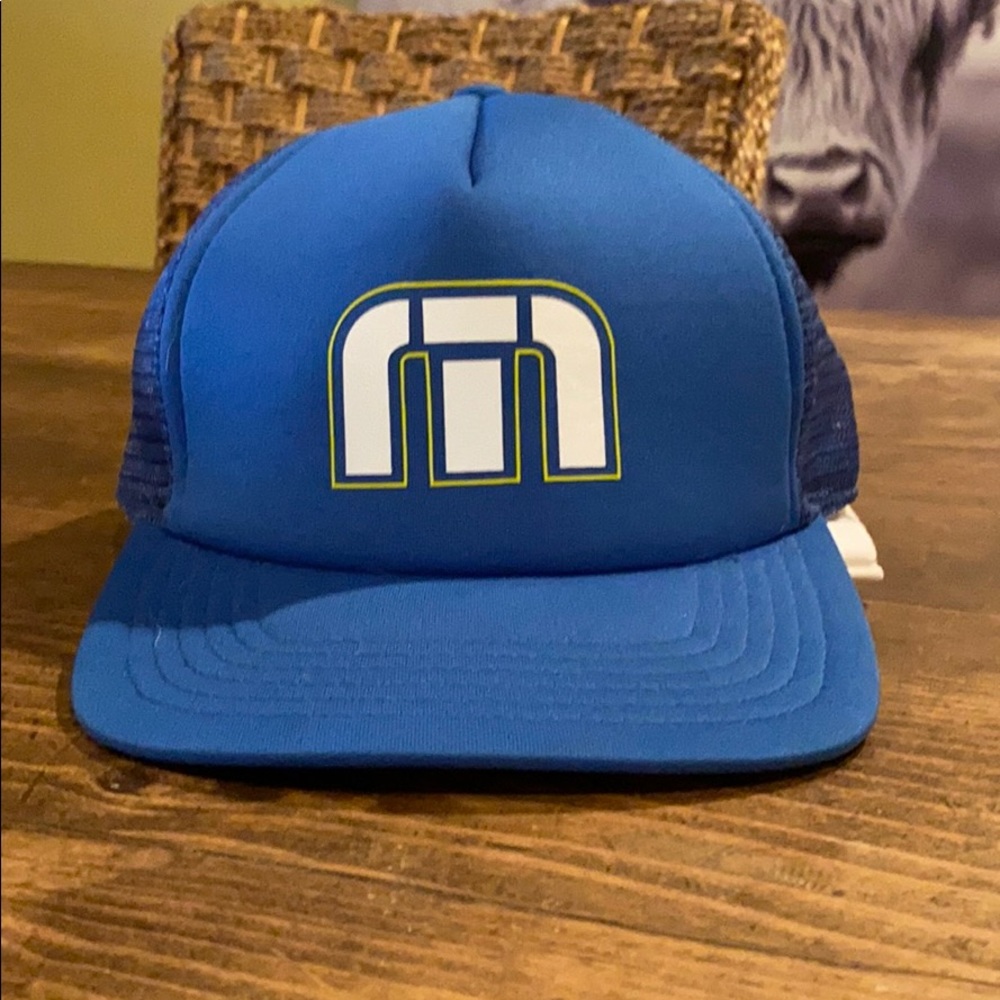 Travis Matthew trucker hat